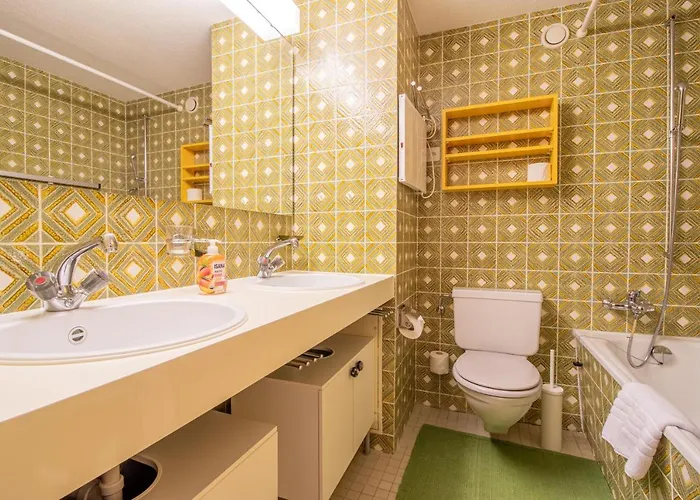 Rothornblick 63 By * أروسا