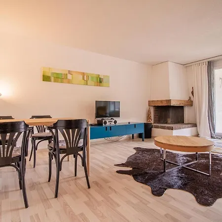 Rothornblick 63 By * Αρόζα