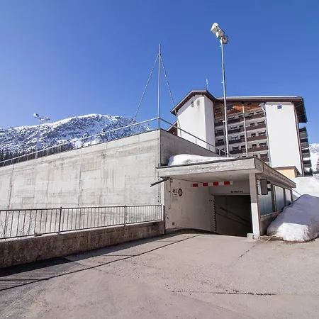 Rothornblick 63 By * Αρόζα